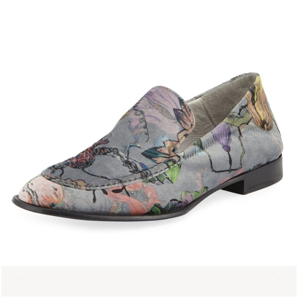 Beautiful Floral Velvet Rag & Bone Loafers - Picture 2 of 7